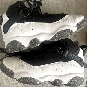 Kids Jordan’s 13C